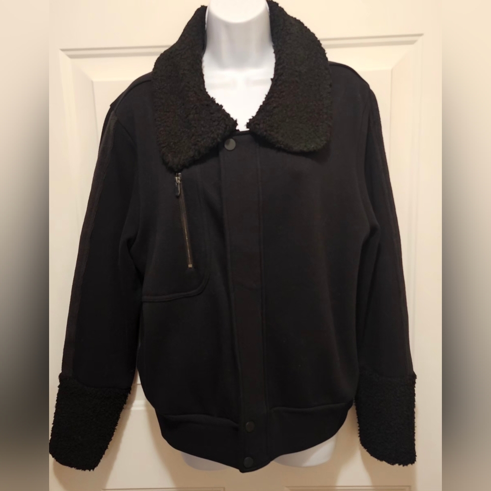 Peloton Shape Stealth Moto Jacket Black Sherpa Collar Large